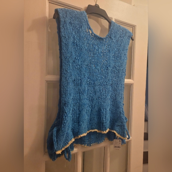 Free People Arlo Malibu Blue Sleeveless Open Sides W/ Ties & Cream Trim - Picture 5 of 13